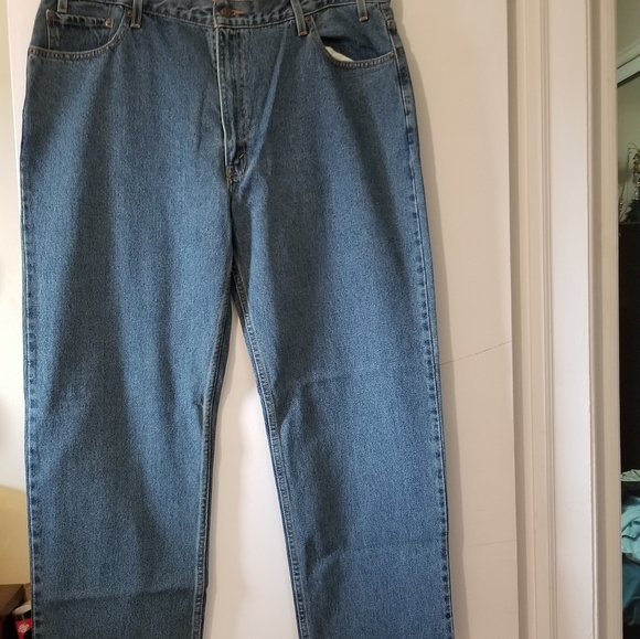 LEVI'S SIZE 42 MENS' TROUSERS - Picture 6 of 7